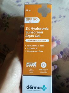 The Derma Co. 1% Hyaluronic Sunscreen Aqua Gel