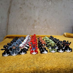 Kinder Joy Spider-Man Figures–Complete Collection