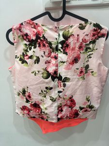 Stunning Floral Print crop top