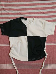 Chic Two-Tone Color Block T-Shirt