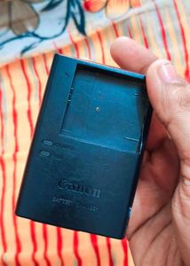 Canon Camera Battery Charger