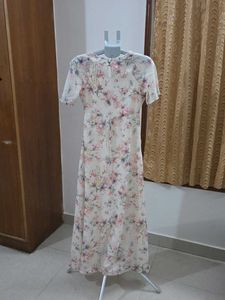 Vero Moda Chic Floral Maxi Dress