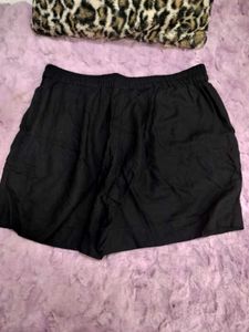 Black Pleated Shorts