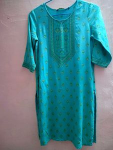 Avaasa Turquoise Kurta with green Print