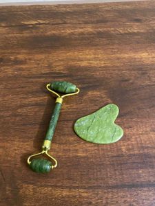 Jade Roller & Gua Sha Set