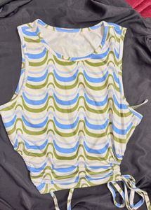 Retro Wave Print Sleeveless Top