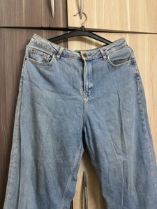 Light Wash Wide Leg Jeans