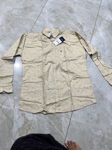 Louis Philippe Men's Classic Shirt