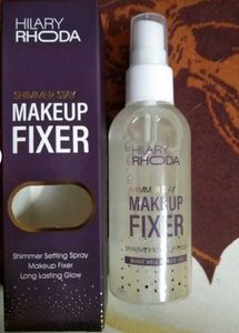 Hilary Rhoda Shimmer Makeup Fixer