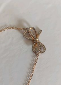 Sparkling Bow Bracelet