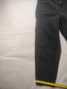 Grey High-Waisted Denim Jeans