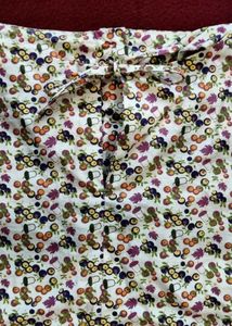 Charming Floral Print Long Sleeve Top