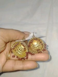 Maroon Jhumka