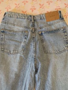 Baggy jeans