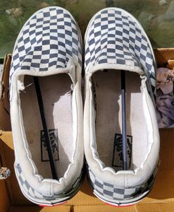 vans checkerboard slip on