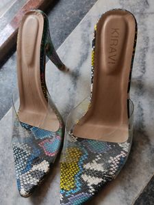 I Sell This Product Because Bought My New Heels