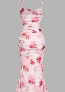 Chic Floral Ruched Midi Dress