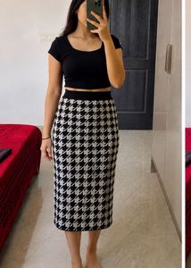 Houndstooth Pencil Skirt