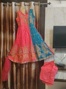Elegant Ethnic Dress with Dupatta
