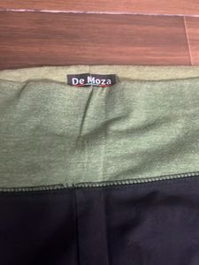 Comfortable Black &amp; Green Striped Pants