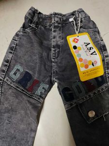 Kids Grey Jeans with "GIVE GO"