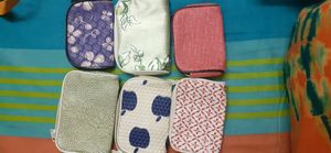 6 pouches