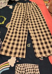 Checkered Wide Leg Trousers