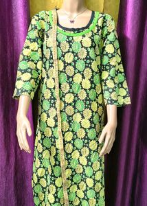 Retro Floral Print Midi Kurti