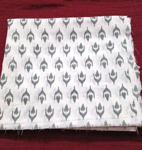 3 Printed fabrics for dressmaking