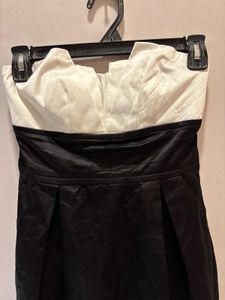 Chic Black &amp; White Strapless Dress
