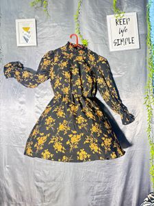 SHEIN Floral Print Long Sleeve Dress