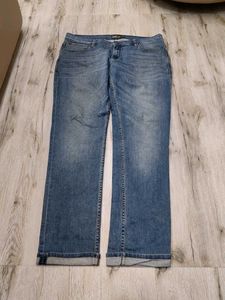 Ma6236 Lee jeans waist 34 inches