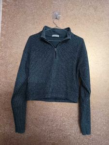 Cropped Pullover Sweater