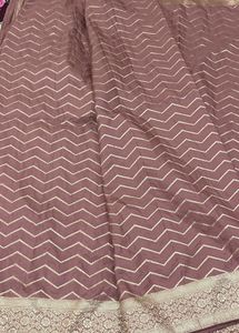 Elegant Silk Saree with Intricate Border