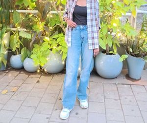 Straight Jeans