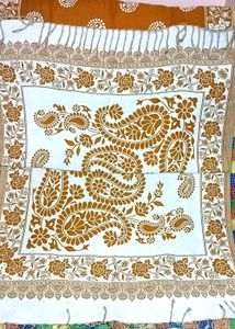 White & Gold Paisley Dupatta/Scarf
