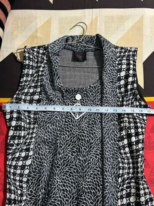Black &amp; White Sleeveless Dress