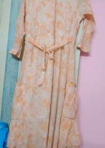 Peachy Tie-Dye Kurta with Pearl Buttons