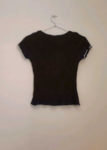 Black Ribbed Lettuce Trim Crop Top