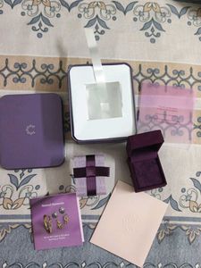 Charming Diamond Jewellery Set