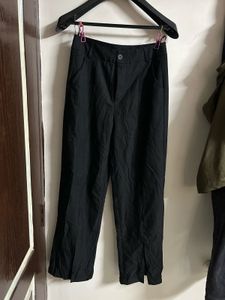 Chic Black Wide-Leg Trousers