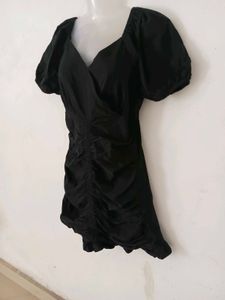 Chic Black Puff Sleeve Ruched Mini Dress