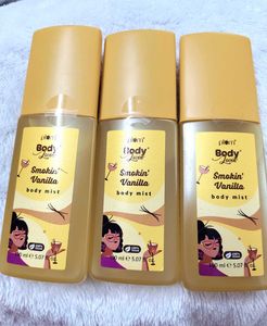 Plum BodyLovin' Smokin' Vanilla Body Mist | New 3