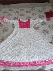 Elegant White &amp; Pink Anarkali