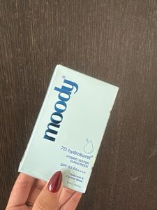 Moody 7D Hydroburst Hybrid Water Sunscreen