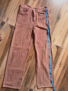 brown pants
