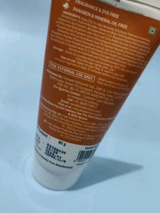 The Derma Co. Hyaluronic Sunscreen Aqua Gel SPF 50