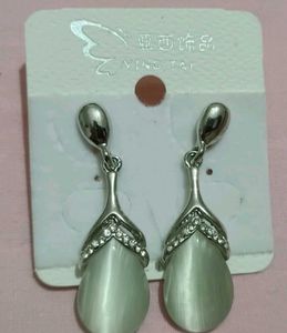 Elegant Teardrop Earrings with Stones