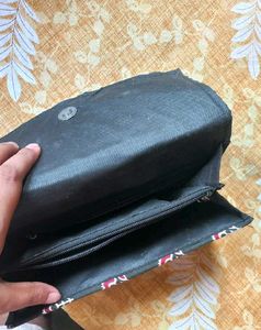 Patterned Clutch