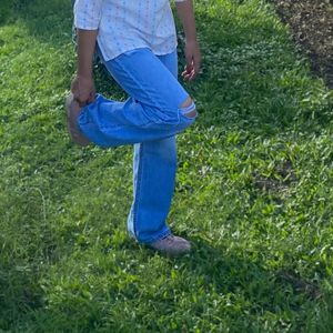 Ribbed blue jeans